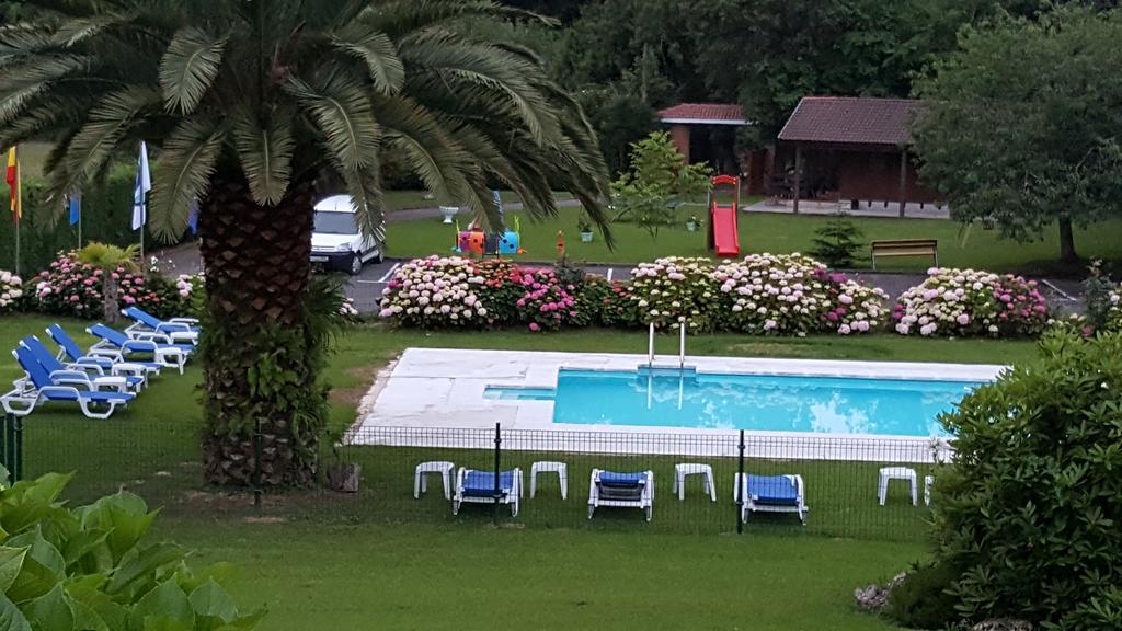 Hotel Camping Ribadesella Ngoại thất bức ảnh